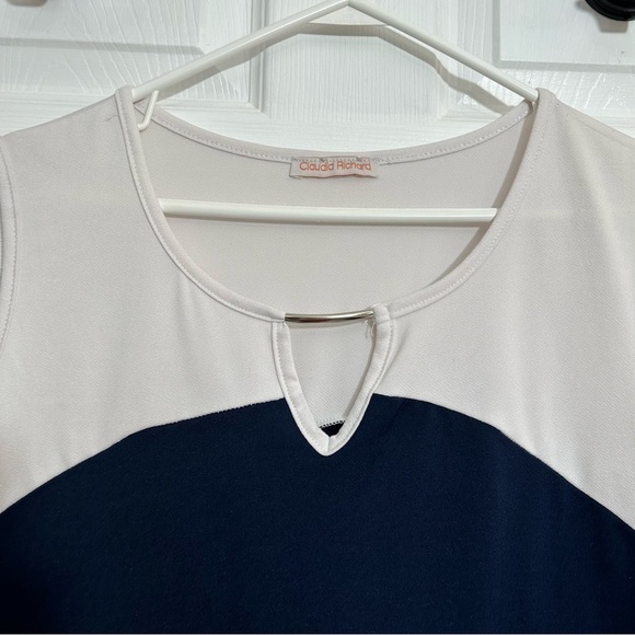 Keyhole Colour Block Tank Top - Picture 6 of 12